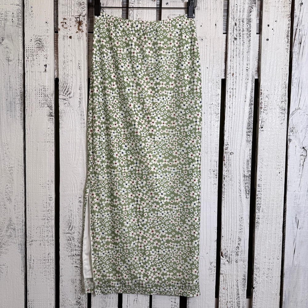Floral Boho Maxi Skirt Size XS Stretch Slit Side Green Cottage Pull On Fairycore